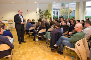 Christoph Weiss beim vergangenen Unternehmergespräch im Jahr 2014. Ein reger Austausch mit den Teilnehmern steht auch in diesem Jahr im Fokus.